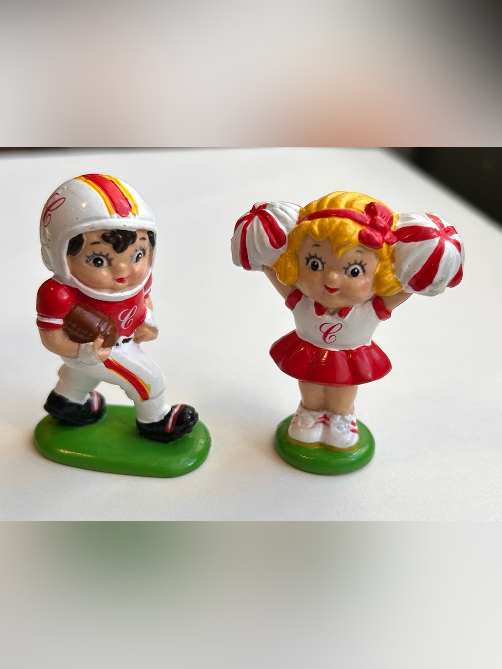Set Of 2 Vintage Campbell Soup Kids Figurines Football Player & Cheerleader 1985